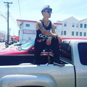 Meet your Posher, Josh